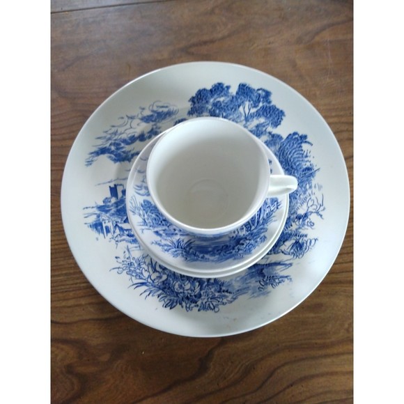 Country Side Dinnerware. Enoch Wedgwood - Picture 1 of 8